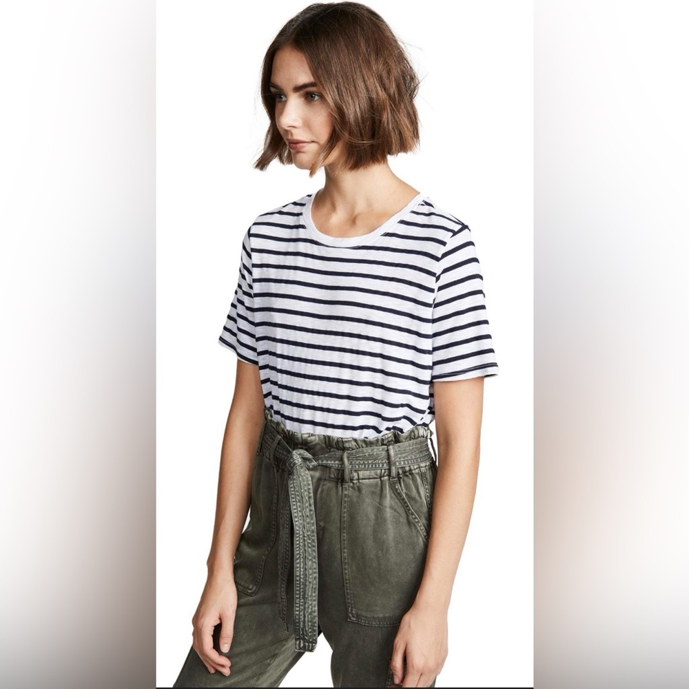 Women’s Splendid Navy and White Striped Crewneck Short-Sleeved T-shirt Size S